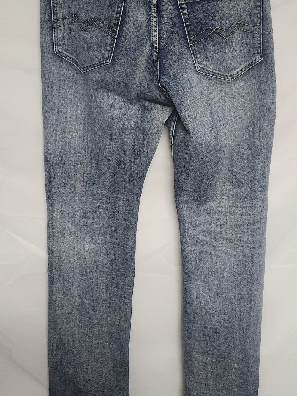 Rue 21 Men’s Bootcut Jeans - Light Blue Wash